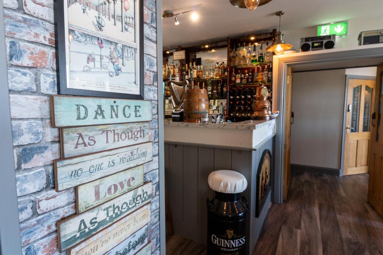 The Gaslight Inn Self Catering Holiday Apartments Rossnowlagh Donegal 외부 사진